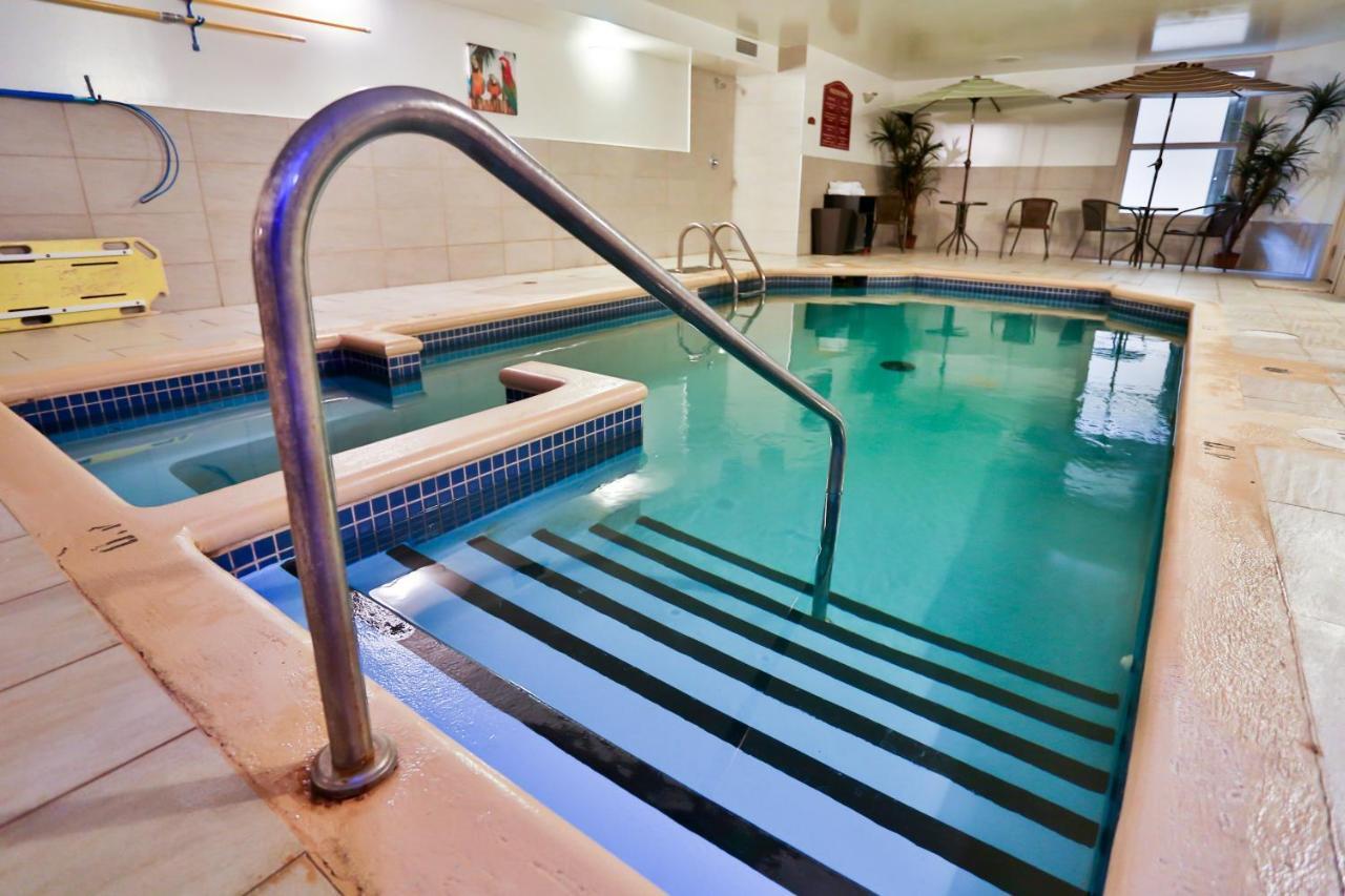 Hotel Le Versailles サン・ソヴェ－ル・デ・モン 設備 写真